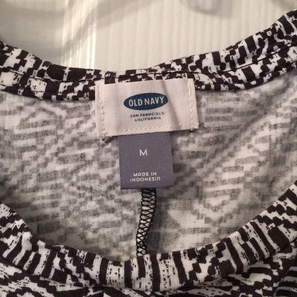 Short sleeved top - Picture 3 of 3